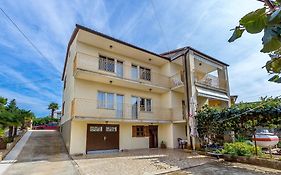 Apartments Orlic